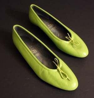 Tictactoes Ladie's Leather Ballet Flats in Vibrant Lime Green Size 12N